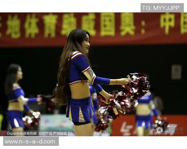 梦中邂逅篮球与足球明星激情对决的奇幻场景